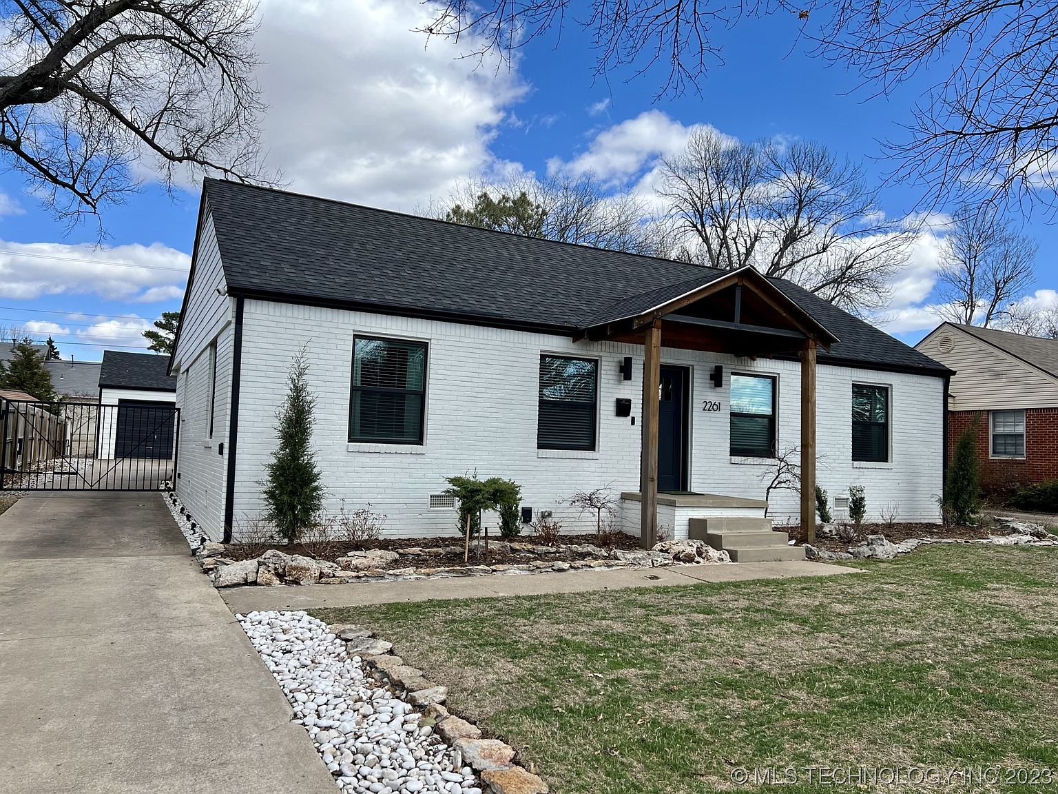 2261 S Delaware Ct, Tulsa, OK 74114 Zillow