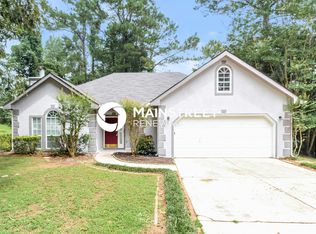 7266 Monterey Ave, Lithonia, GA 30058