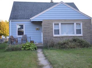 2235 West Tripoli AVENUE, Milwaukee, WI 53221