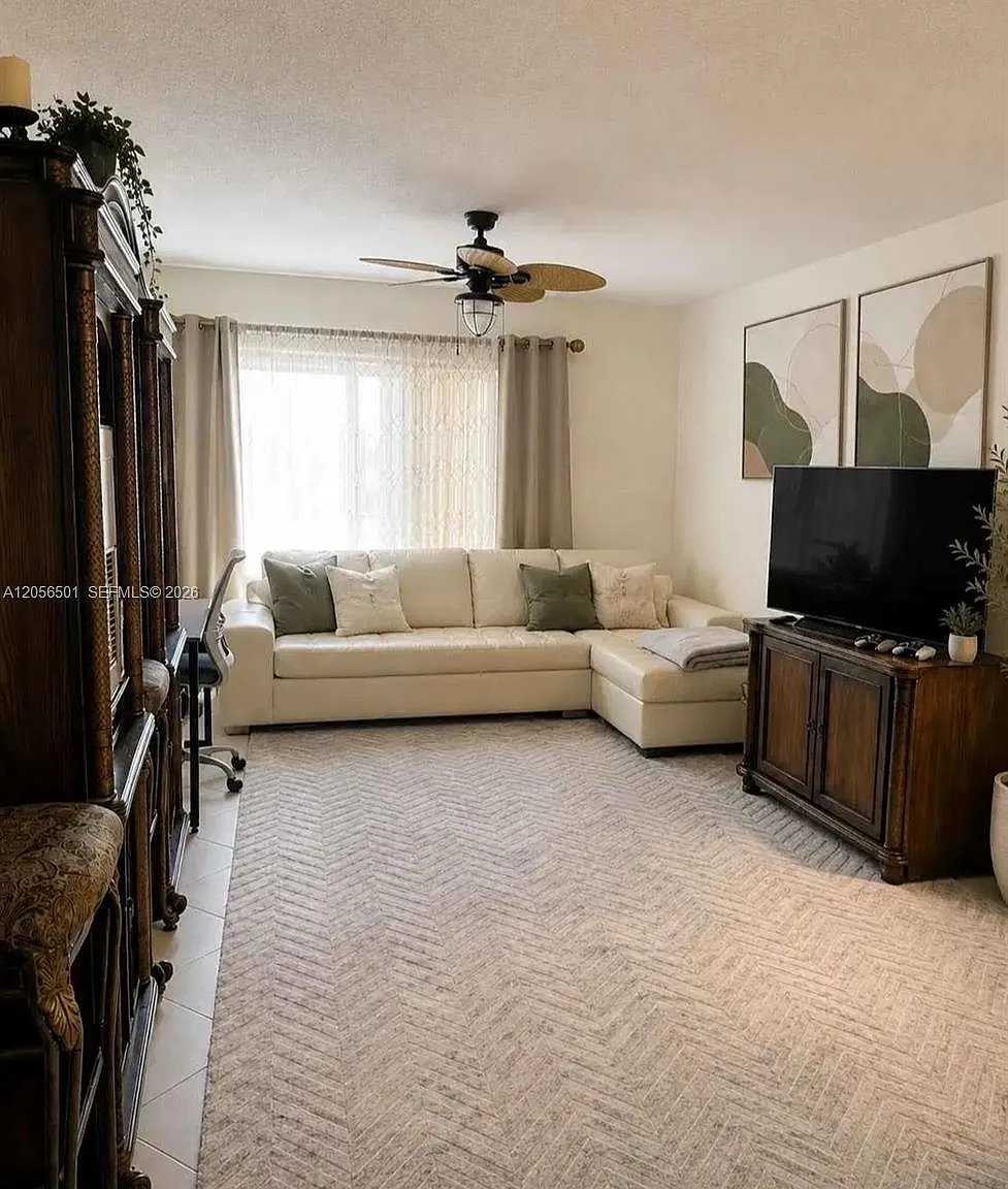 La Canadienne Condo — Photo 1