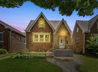 1815 Clinton Ave, Berwyn, IL 60402