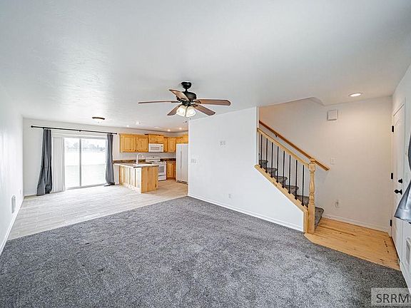 4th image of 3044 Janessa Ln