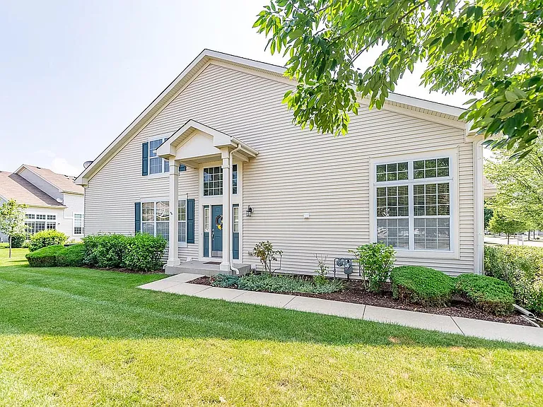 168 Fountain Grass Cir — Photo 30