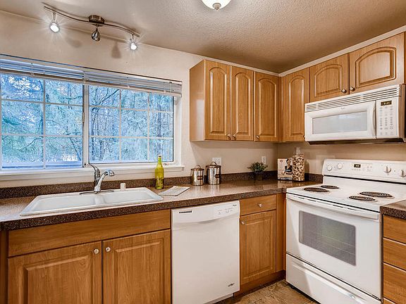 3rd image of 15433 Country Club Dr Unit C306