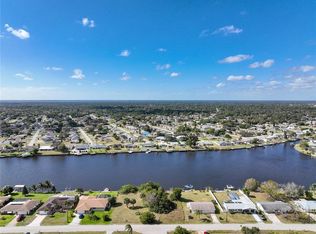 834 Ellicott Cir NW #17, Pt Charlotte, FL 33952