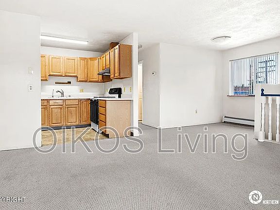 2nd image of 528 State St