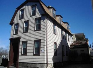 7 Union St, Salem, MA 01970