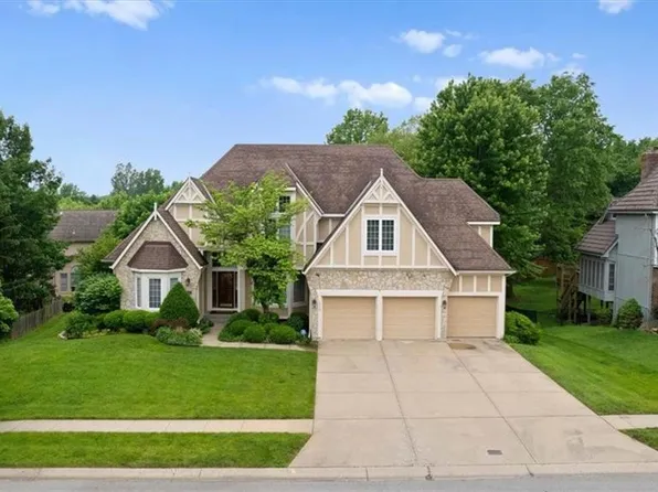 1116 SW Sampson Rd, Lees Summit, MO 64081