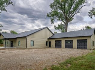 3245 River Place Dr N, Mandan, ND 58554
