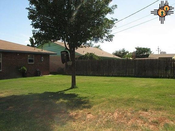 2nd image of 1212 Sandia Dr