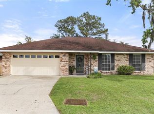 407 Monsanto Ave, Luling, LA 70070