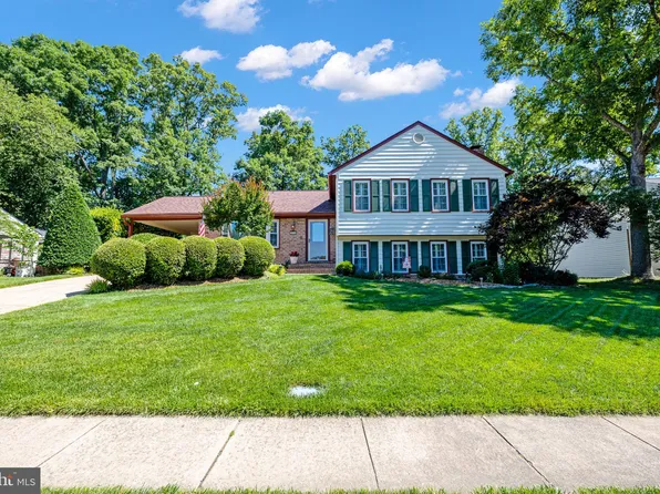 2714 Deepford Dr, Woodbridge, VA 22192