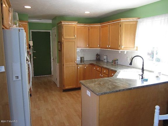 4th image of 2963 Bayberry Ct