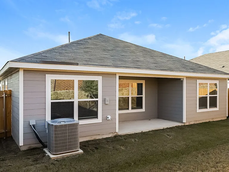 1313 Redpine Dr — Photo 15