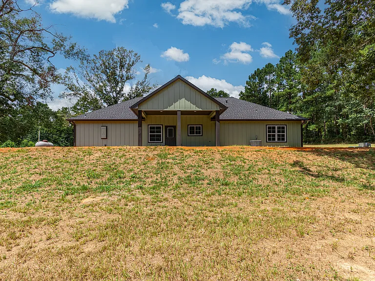 2391 State Highway 147 — Photo 28