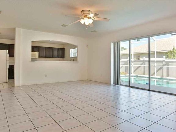 5th image of 767 Citrus Cove Dr