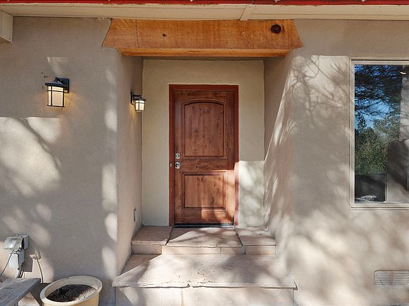 3rd image of 166 Avenida Ponderosa