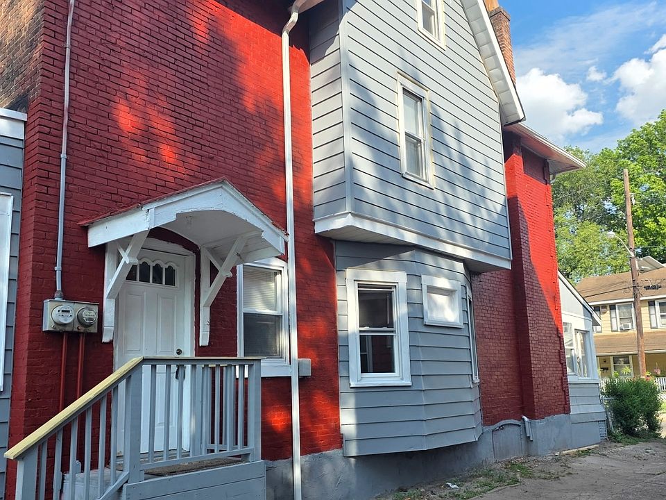 1st image of 228 Tioga St #2