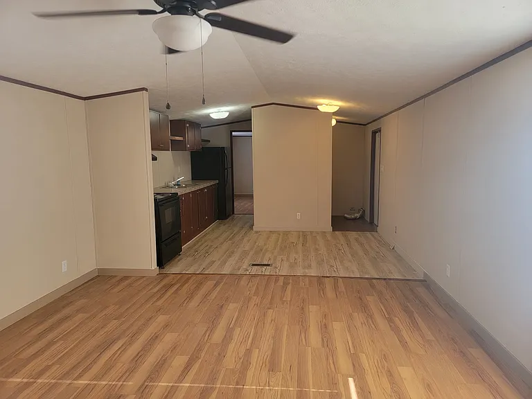 297 Colorado Dr — Photo 8