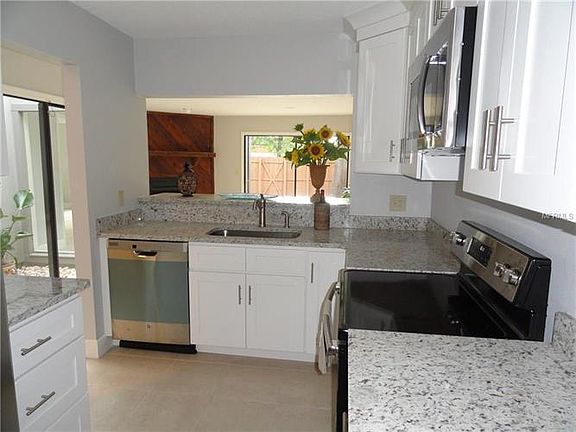 5th image of 2613 Antilles Dr