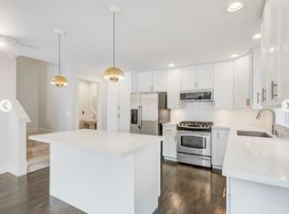 3811 Evanston Ave N #B, Seattle, WA 98103