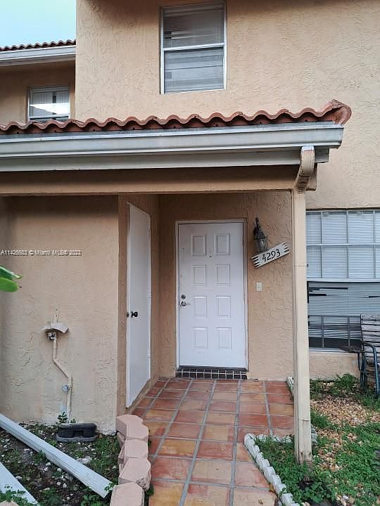 1st image of 4293 Coral Springs Dr #3D