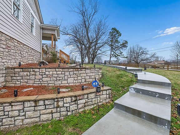 4th image of 5935 S New Hope Rd