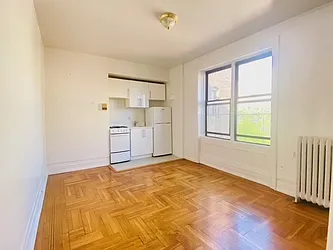 Rented by Brooklyn Heights Real Estate Inc