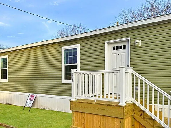66 Lilac Dr, Honey Brook, PA 19344