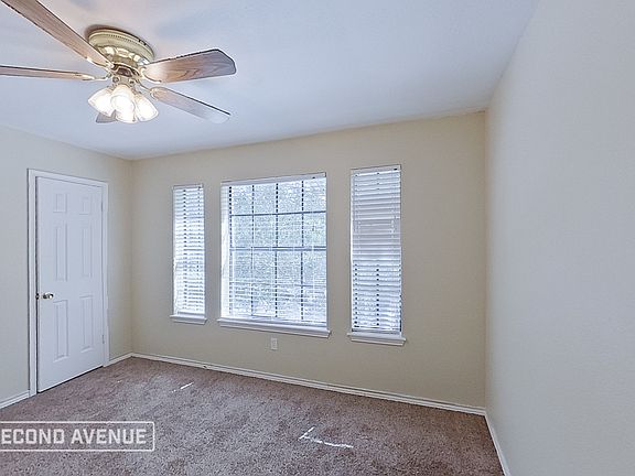 3rd image of 7803 Kingshire Dr