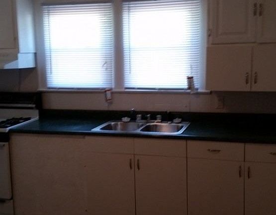 3rd image of 542 N Luett Ave