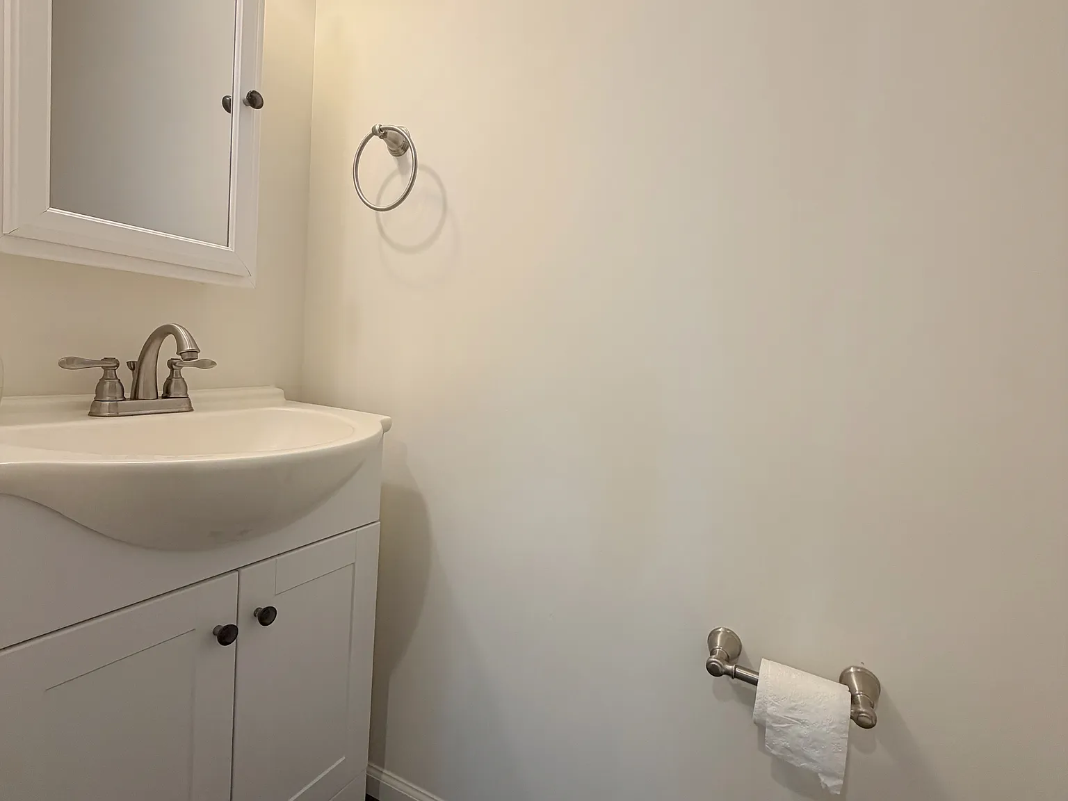 3 bed, 1760 sqft, $2,800 — Photo 4