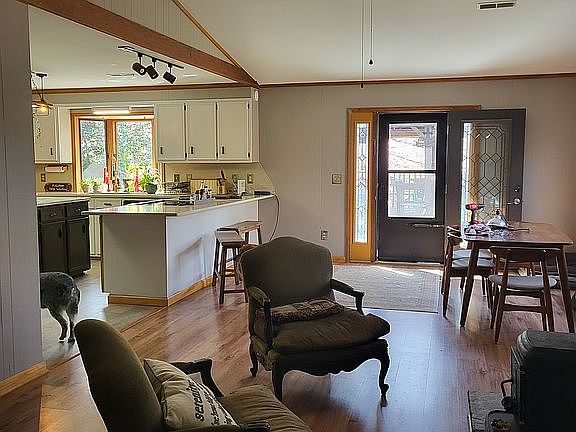 Dining, seating w/ woodburne