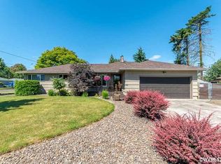 2815 Phipps Ln NE, Salem, OR 97305
