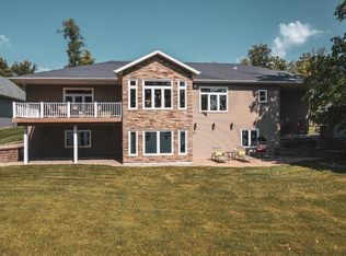 21774 Floyd Lake Dr, Detroit Lakes, MN 56501