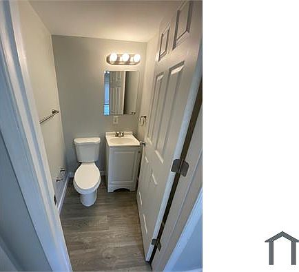 5th image of 3528 6th St
