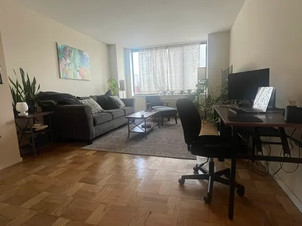 311 East 38th Street 14A image 1 of 10