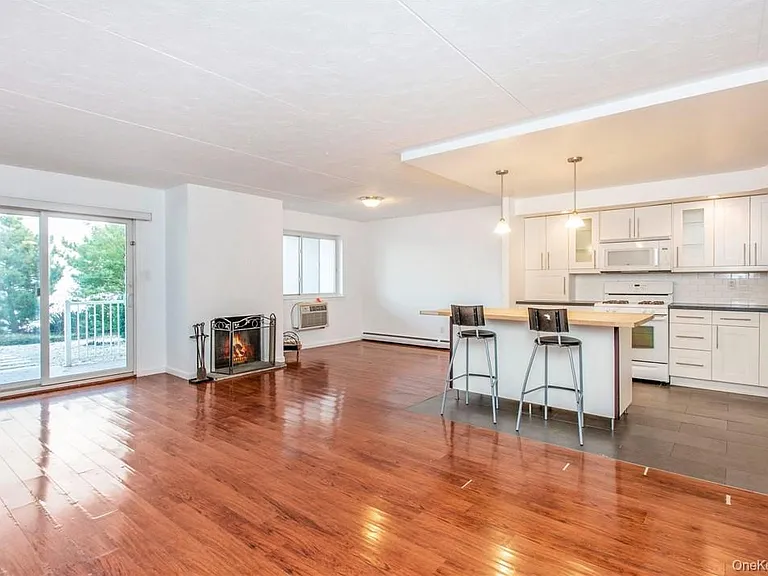 1494 Shore Dr #7F — Photo 4