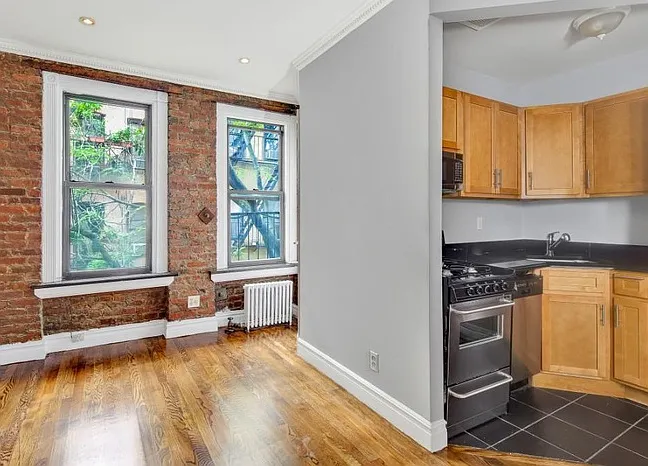 416 E 13th St #4E — Photo 1