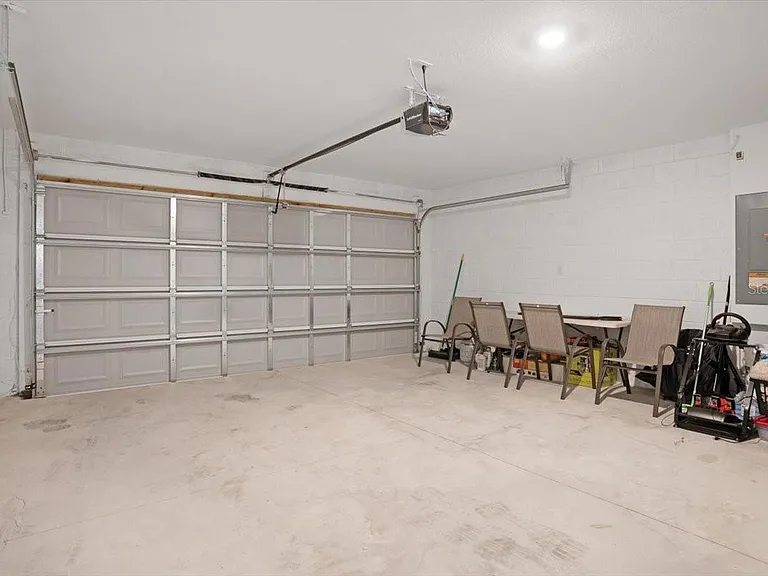 1448 Stone Ridge Cir — Photo 13