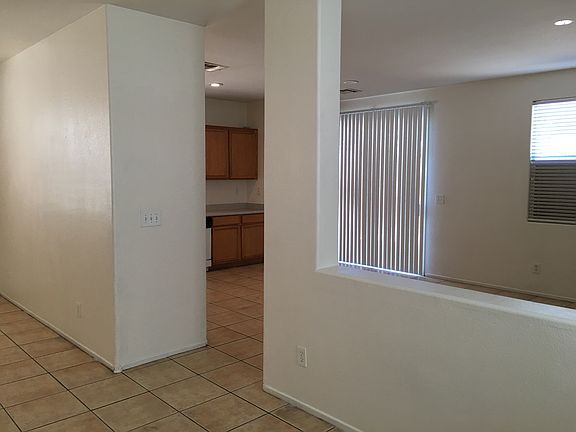 4th image of 7372 Scottish Castle Ave