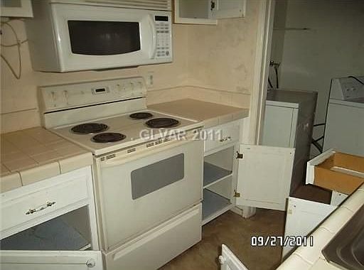 KITCHEN1