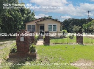 9076 Madison Ave, Jacksonville, FL 32208