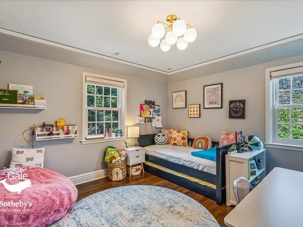 165 Slocum Crescent image 32 of 59