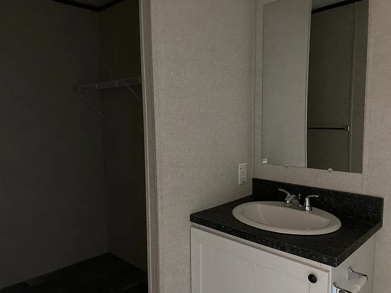 2801 S Stone Rd #297 — Photo 6