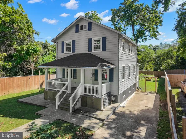 139 Xenia St SE, Washington, DC 20032