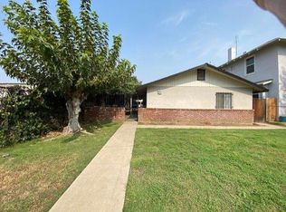 2527 E Grant Ave, Fresno, CA 93701