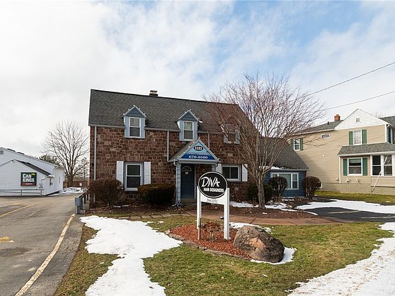3rd image of 1181 Bay Rd