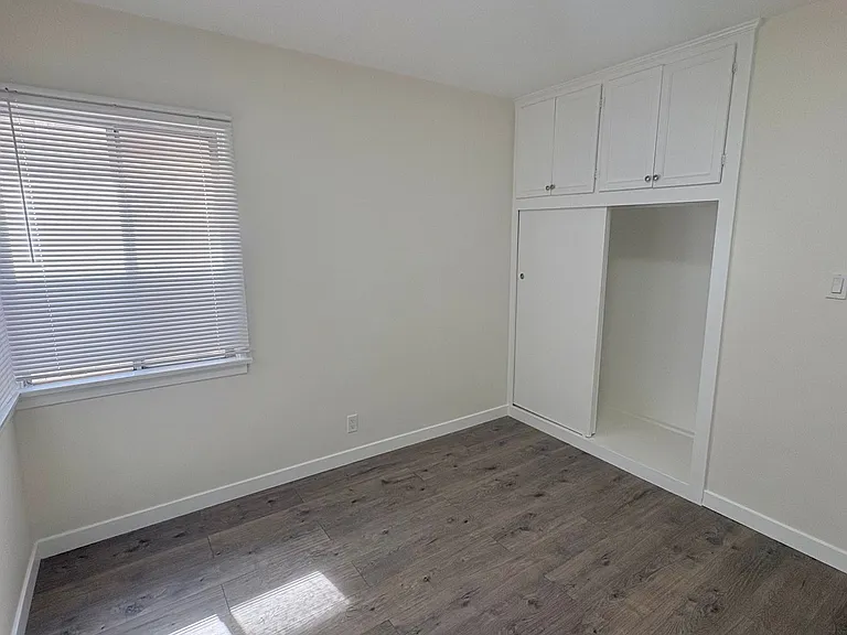 4134 1/2-3/4 Manhattan Beach Blvd — Photo 13
