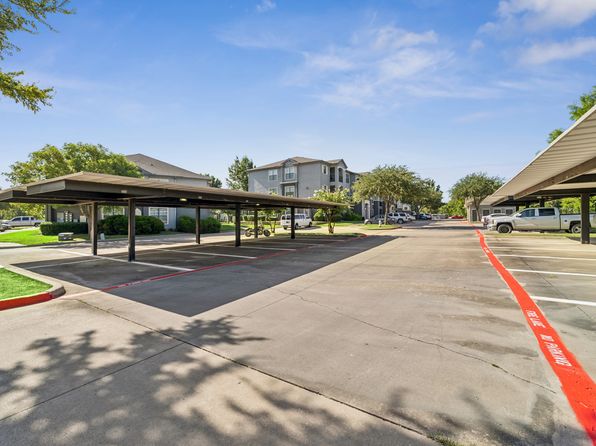 5111 N Travis St APT 422